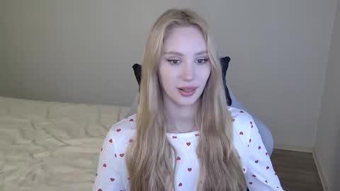 LaylaPretty001 online show from February 3, 2026, 6:22 am