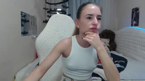 laymablast online show from November 8, 2025, 9:42 am