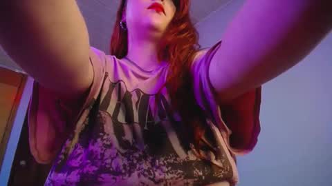 Vannessa  online show from March 5, 2025, 6:45 pm