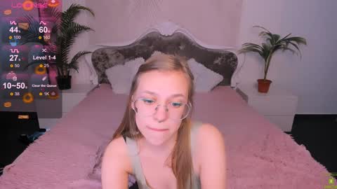 Snapshot of layriantavee chatting on December 27, 2024, 1:28 pm layriantavee online show from December 27, 2024, 1:28 pm