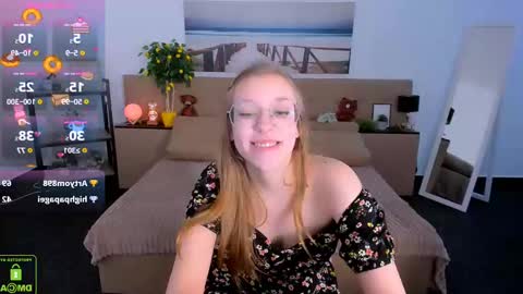 Snapshot of layriantavee chatting on February 13, 2025, 1:37 pm layriantavee online show from February 13, 2025, 1:37 pm