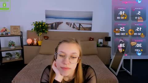 Snapshot of layriantavee chatting on February 18, 2025, 10:05 am layriantavee online show from February 18, 2025, 10:05 am