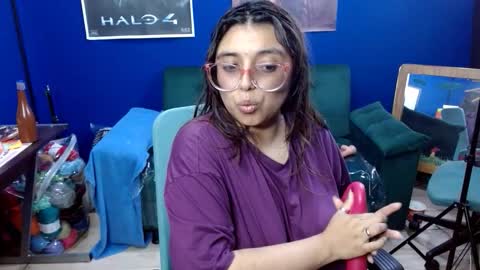 Snapshot of lcherryblossoml chatting on November 12, 2025, 12:55 am lcherryblossoml online show from November 12, 2025, 12:55 am