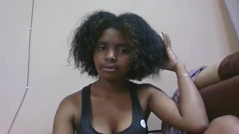 lea96546 online show from November 19, 2025, 6:02 am