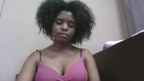 Snapshot of lea96546 chatting on March 26, 2026, 6:52 am lea96546 online show from March 26, 2026, 6:52 am