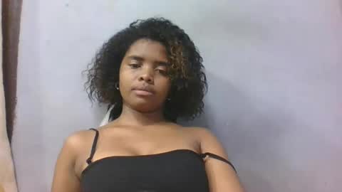 Snapshot of lea96546 chatting on April 3, 2026, 5:16 am lea96546 online show from April 3, 2026, 5:16 am