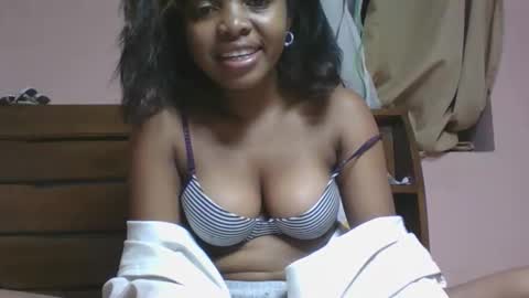 Snapshot of lea96546 chatting on April 14, 2026, 6:30 am lea96546 online show from April 14, 2026, 6:30 am