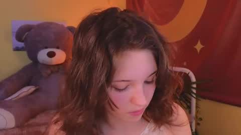 Lea online show from March 1, 2025, 4:44 pm