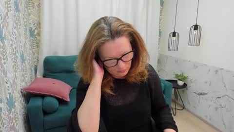 Lea online show from April 11, 2026, 5:12 am