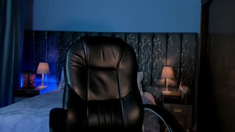 Snapshot of lea_velle chatting on March 3, 2026, 4:07 am Lea Velle online show from March 3, 2026, 4:07 am