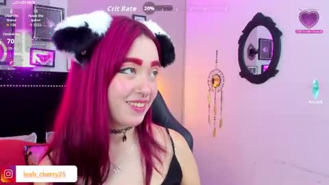 Snapshot of leah_cherry chatting on July 17, 2026, 9:41 pm Leah online show from July 17, 2026, 9:41 pm