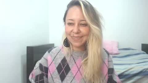 leah_susman online show from October 22, 2025, 2:17 pm