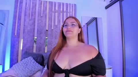 Leah  online show from February 21, 2025, 2:28 am