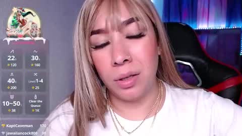 Snapshot of leahtemptation chatting on December 25, 2024, 10:17 am leah online show from December 25, 2024, 10:17 am