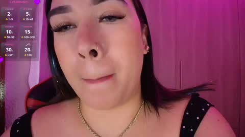 Snapshot of leahtemptation chatting on November 10, 2025, 8:13 am leah online show from November 10, 2025, 8:13 am