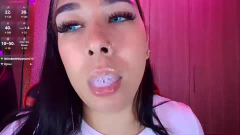 Snapshot of leahtemptation chatting on February 15, 2026, 7:51 am leah online show from February 15, 2026, 7:51 am