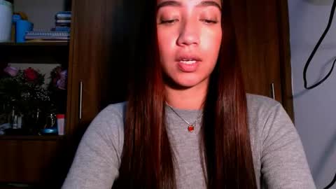 leanaalhub online show from November 28, 2025, 1:41 am