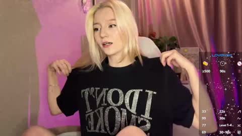 Snapshot of leanchika chatting on February 20, 2025, 10:48 pm Lean online show from February 20, 2025, 10:48 pm