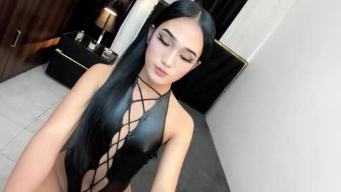 Snapshot of leannaloove chatting on September 21, 2025, 6:42 pm leannaloove online show from September 21, 2025, 6:42 pm