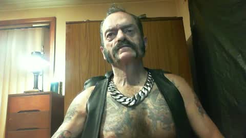 Snapshot of leathergreaser chatting on January 31, 2025, 7:08 pm leathergreaser online show from January 31, 2025, 7:08 pm