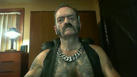 Snapshot of leathergreaser chatting on February 16, 2025, 11:16 pm leathergreaser online show from February 16, 2025, 11:16 pm