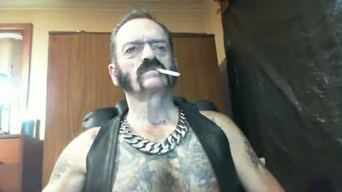 Snapshot of leathergreaser chatting on February 25, 2025, 9:46 pm leathergreaser online show from February 25, 2025, 9:46 pm