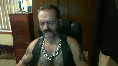 Snapshot of leathergreaser chatting on March 2, 2025, 11:53 pm leathergreaser online show from March 2, 2025, 11:53 pm