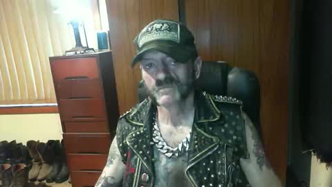 leathergreaser online show from March 16, 2026, 8:35 pm