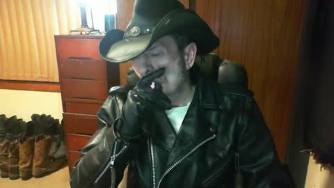 leathergreaser online show from July 7, 2026, 7:29 pm