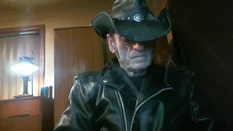 leathergreaser online show from July 11, 2026, 9:05 pm