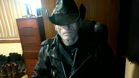 leathergreaser online show from July 12, 2026, 9:28 pm