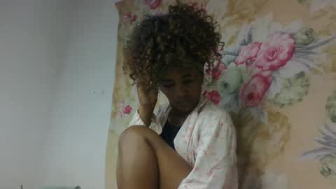 leatiana online show from March 5, 2026, 9:05 am