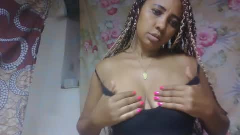 leatiana online show from March 24, 2026, 3:22 am