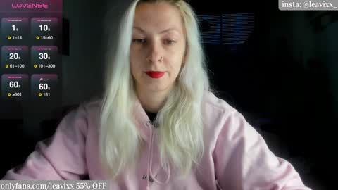 LeaVixx online show from January 1, 2025, 3:35 pm