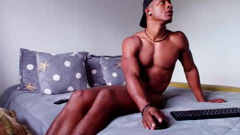 Snapshot of lebron_black_ chatting on February 21, 2026, 4:52 pm Lebron online show from February 21, 2026, 4:52 pm