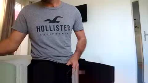 lebrun1985 online show from October 26, 2025, 10:10 am