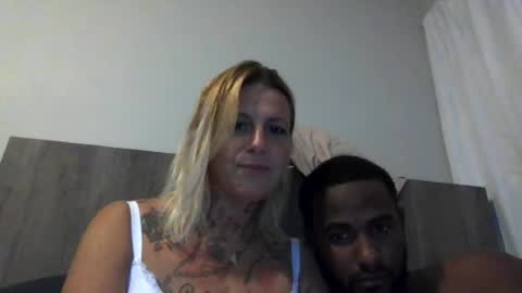 Snapshot of leche_con_chocolate chatting on July 20, 2026, 2:37 am leche_con_chocolate online show from July 20, 2026, 2:37 am