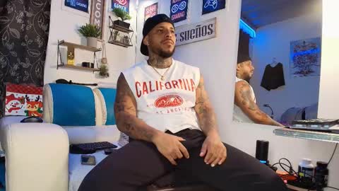 leenar_key online show from October 3, 2025, 2:41 am