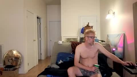 Snapshot of leeski365 chatting on March 16, 2026, 5:44 am leeski365 online show from March 16, 2026, 5:44 am