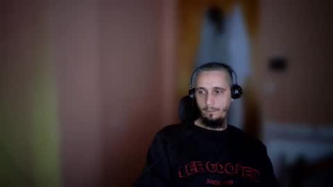 lefrenchiies online show from January 15, 2026, 8:19 am