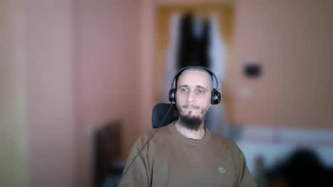 lefrenchiies online show from February 16, 2026, 9:27 am