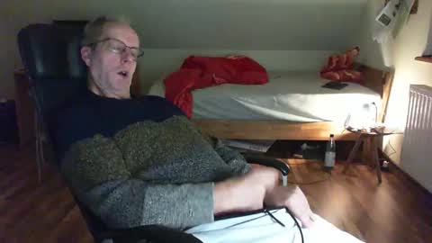 Dave online show from January 5, 2025, 10:19 pm