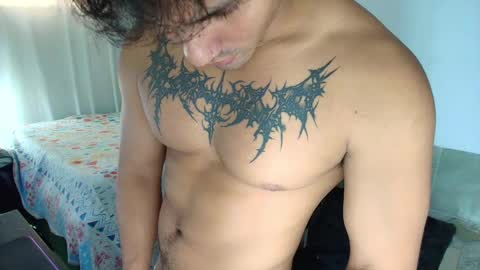  Lei  online show from April 15, 2026, 7:58 pm