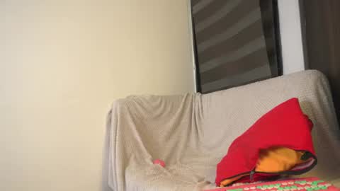 Snapshot of leiaah__ chatting on June 21, 2026, 2:03 am Leah online show from June 21, 2026, 2:03 am