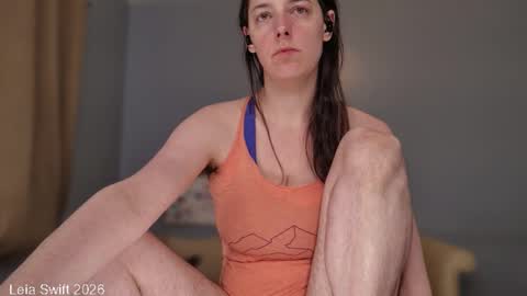 Snapshot of leiaswift chatting on March 1, 2026, 1:13 pm Leia Swift online show from March 1, 2026, 1:13 pm