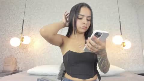 Snapshot of leigh_angels chatting on July 11, 2026, 9:38 pm LEIGH ANGELS online show from July 11, 2026, 9:38 pm