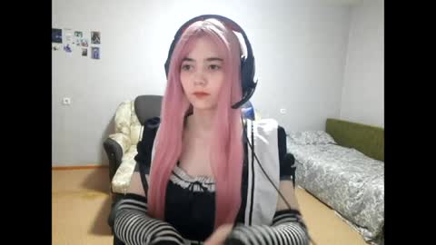 Viola online show from April 16, 2026, 9:37 pm