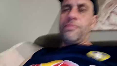 Snapshot of leightimmins001 chatting on May 7, 2026, 10:37 pm leightimmins001 online show from May 7, 2026, 10:37 pm