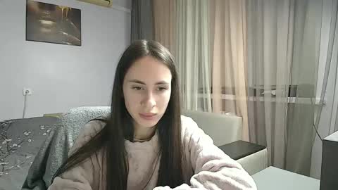 Leila online show from October 24, 2025, 5:53 pm