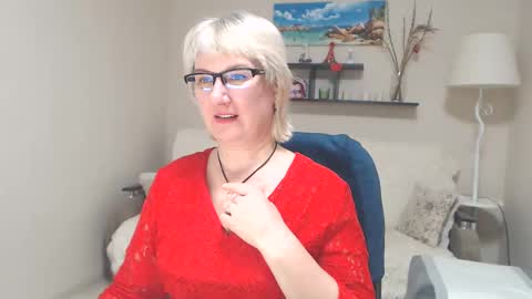 Snapshot of leilamays chatting on February 3, 2025, 8:24 am Leila Kinky online show from February 3, 2025, 8:24 am